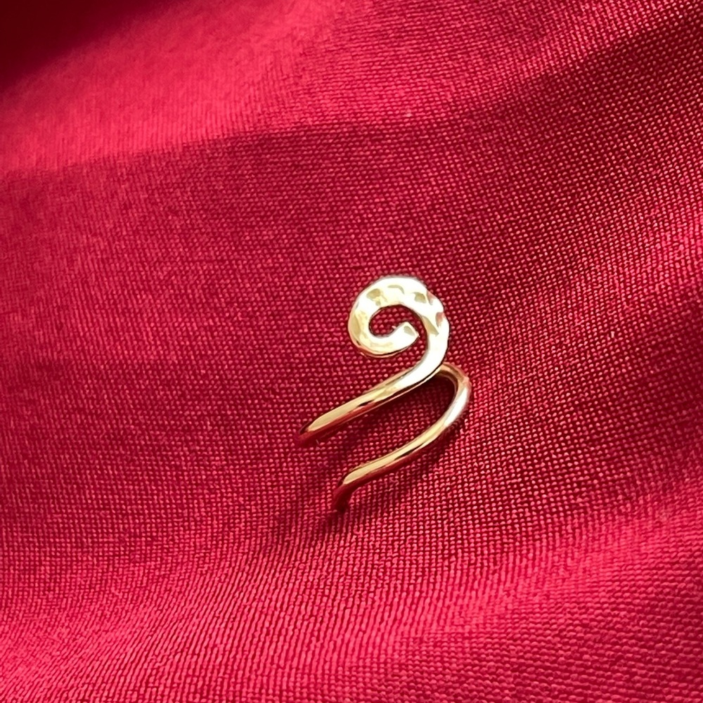 SOLD - Solid Gold Cartilage Earring